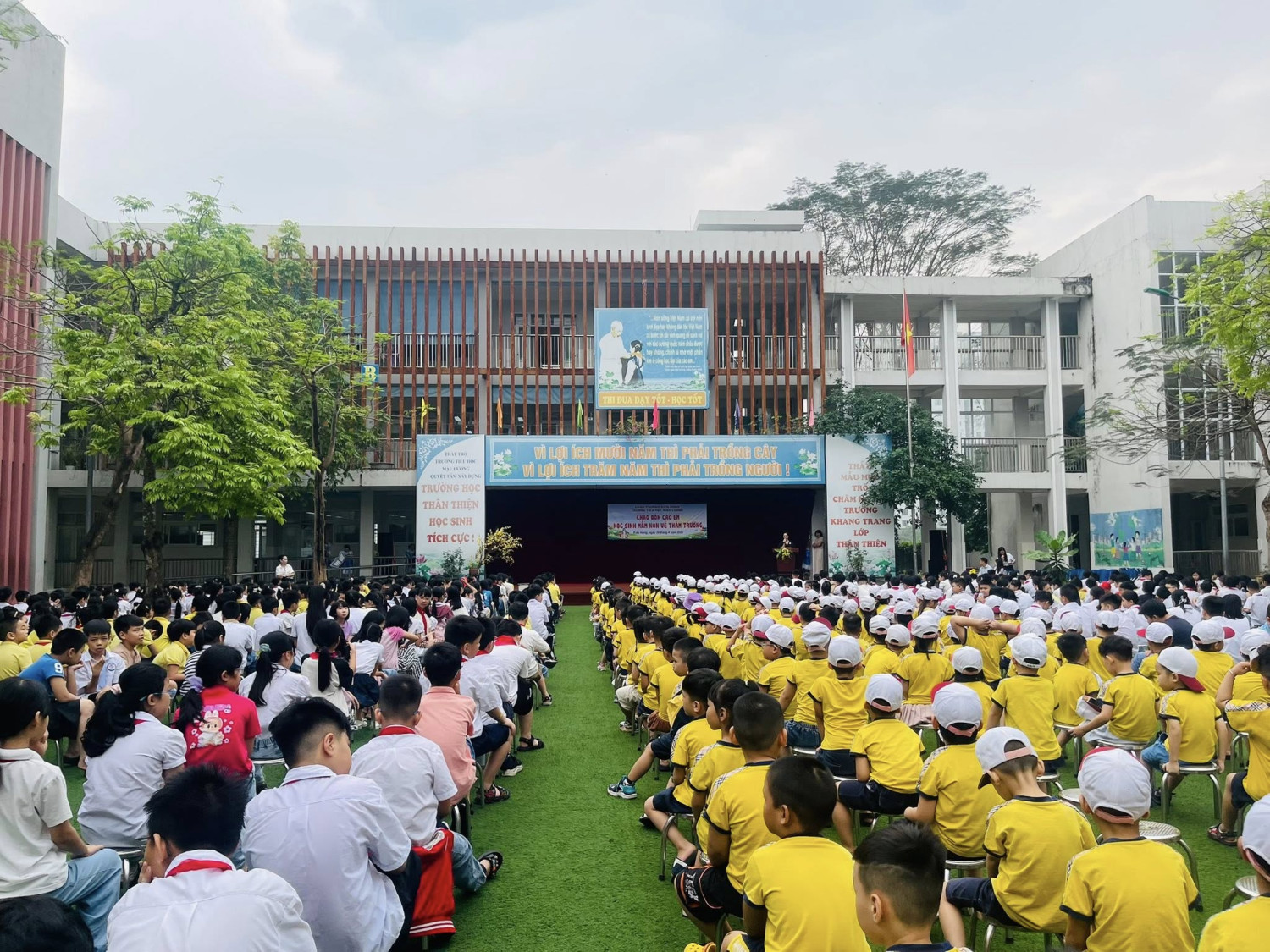 CHUYẾN THAM QUAN ĐÁNG NHỚ: KHI NHỮNG "CHÚ GÀ CON" BÌNH MINH GHÉ THĂM TRƯỜNG TIỂU HỌC MẬU LƯƠNG